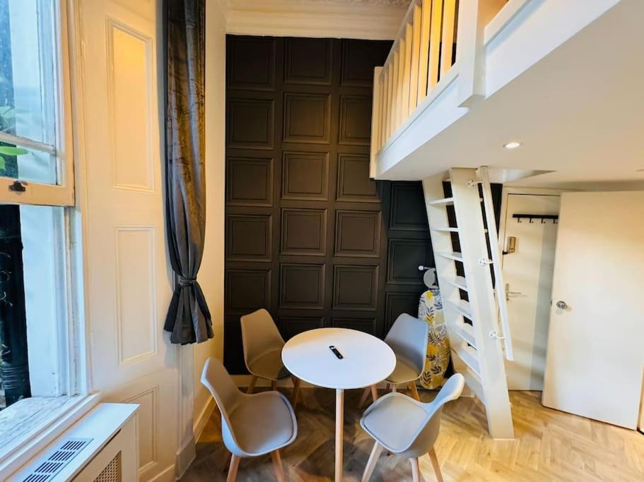Trio'S Haven In Portebello Road لندن المظهر الخارجي الصورة